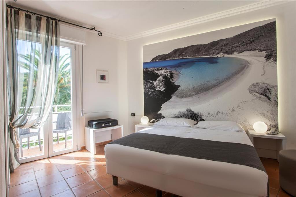 Hotel Barracuda Marina di Campo Exterior photo