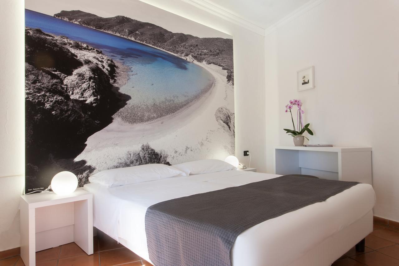 Hotel Barracuda Marina di Campo Exterior photo